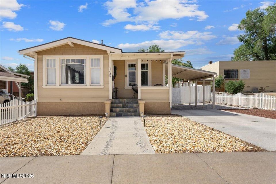 150 W Pueblo Street