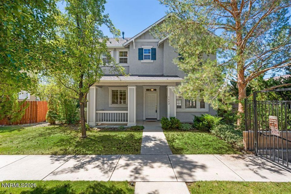 1642 W Minden Village Loop