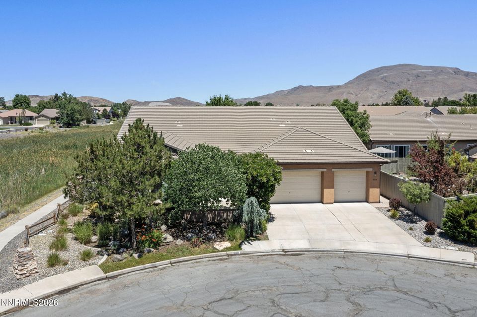 1629 Bridgeview Court