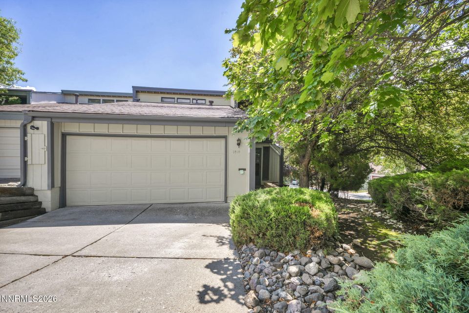 1810 Balboa Drive