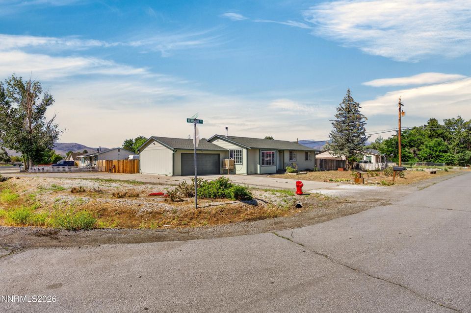 3950 Peregrine Circle