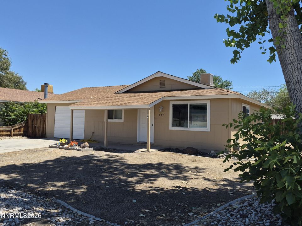653 Humboldt Street