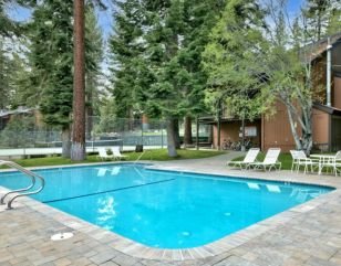 lake tahoma real estate